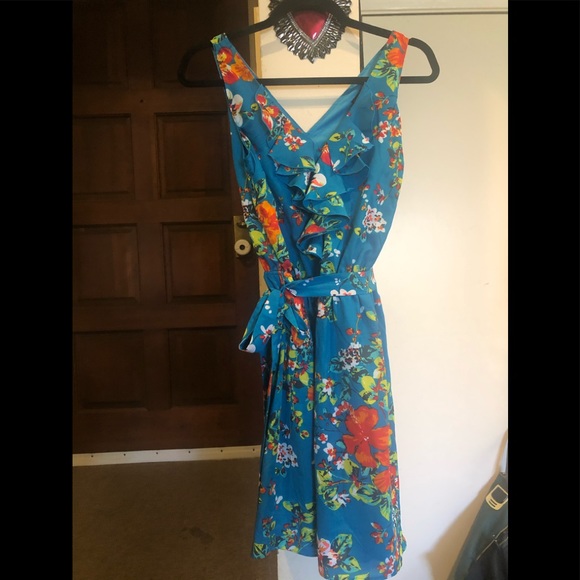 Express 👗 Dress - Picture 2 of 7